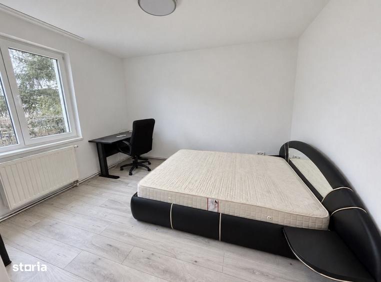 Apartament cu 2 camere decomandat în Cornișa