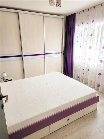 Apartament cu 3 camere decomandat, mobilat în Traian