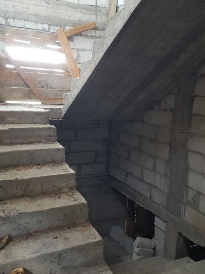 Casă cu 3 camere cu Teren 945 Mp în Central