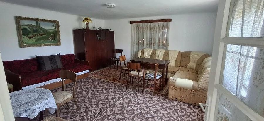 Casă cu 3 camere cu Teren 1400 Mp în Abuș