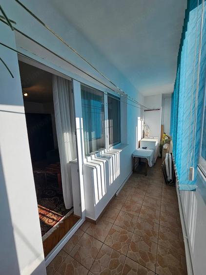 Apartament cu 2 camere semidecomandat în Zamfirescu
