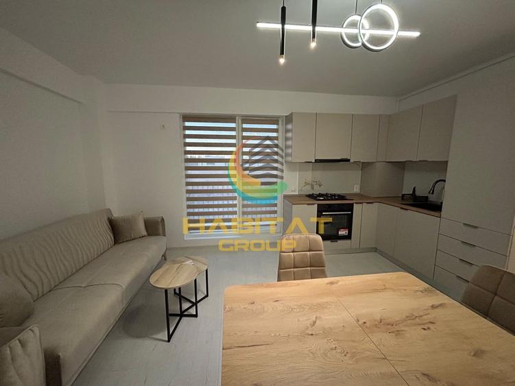 Apartament cu 2 camere semidecomandat, mobilat în Central