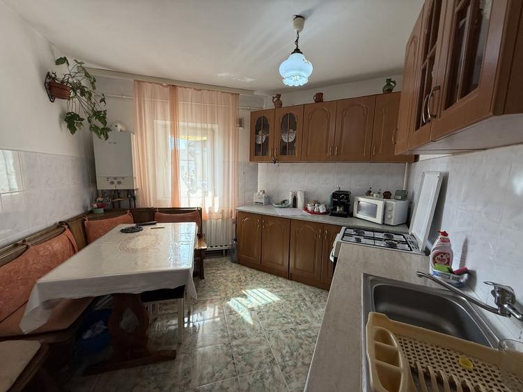 Apartament 3 camere, 68 mp utili + balcon, mobilat si utilat - Soarelui - 5