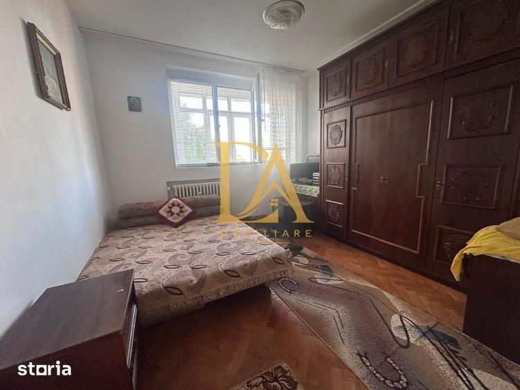 Apartament cu 2 camere semidecomandat în Dămăroaia