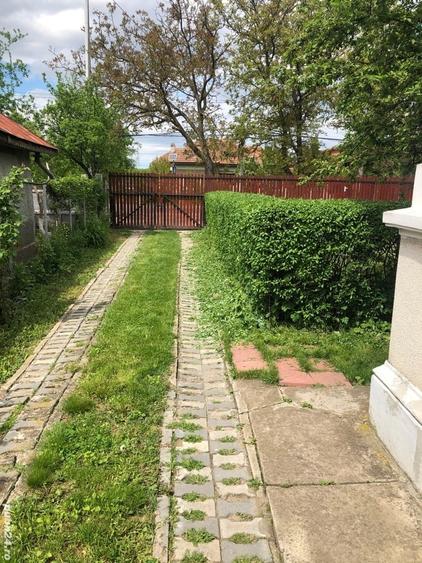 Casă cu Teren 2600 Mp în Periș