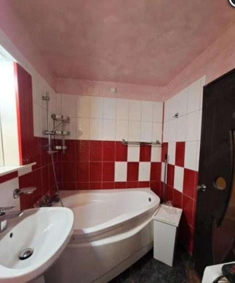 Garsonieră decomandată în Brâncoveanu