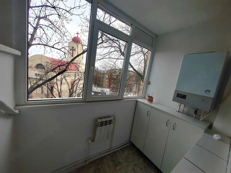 Garsonieră semidecomandată în Baza 3