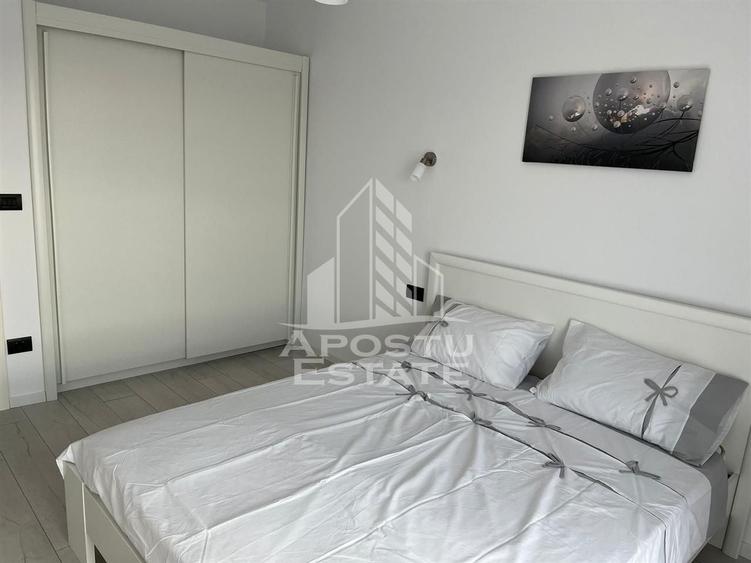 Apartament cu 3 camere semidecomandat, mobilat în Ghiroda