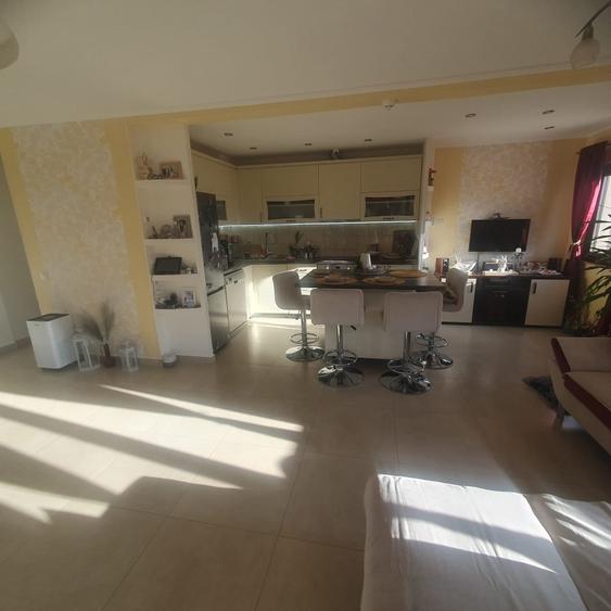 Casă cu 4 camere cu Teren 510 Mp în Bejan