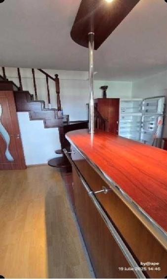 Apartament cu 3 camere decomandat în Colentina