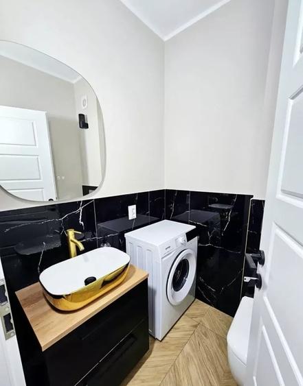 Apartament cu 3 camere semidecomandat, mobilat în Florești