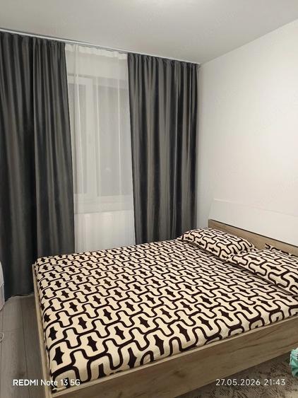 Apartament cu 3 camere semidecomandat în Central