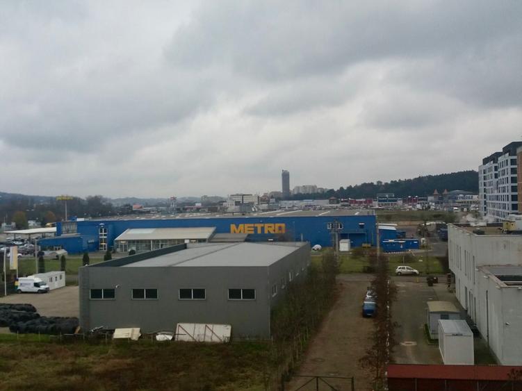 Garsonieră decomandată în Exterior Vest