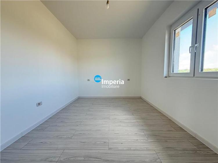 Casă individuală cu 4 camere cu Teren 600 Mp în Lunca Cetățuii