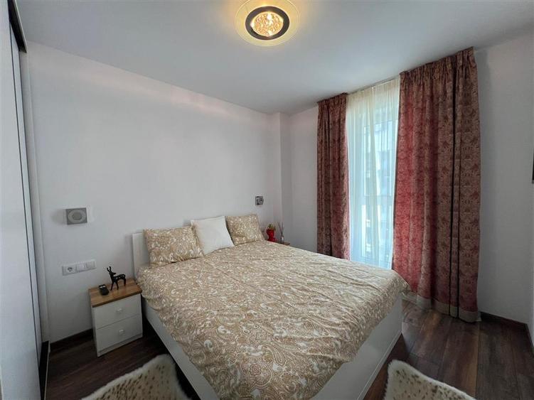 Apartament cu 3 camere semidecomandat în Vasile Alecsandri