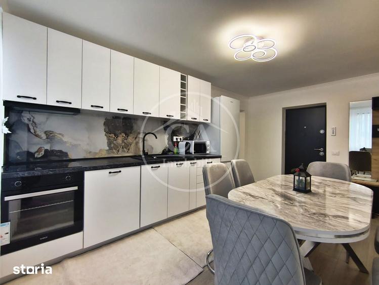 Apartament cu 2 camere decomandat în Sânmartin