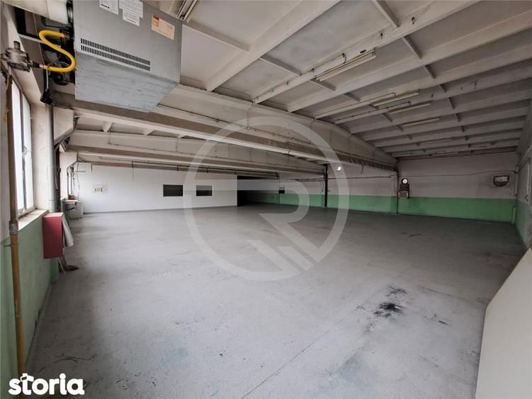 Spațiu comercial, de 1,500 mp, în Gruia