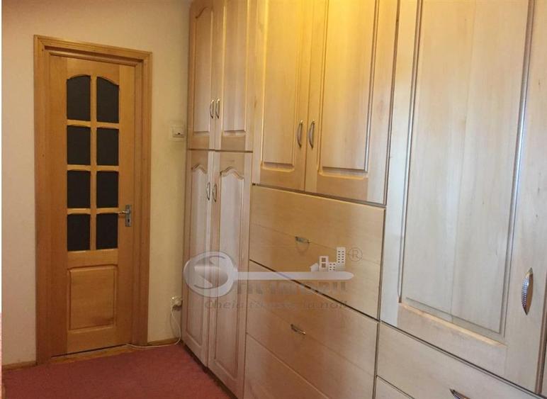 Apartament cu 3 camere decomandat în Ultracentral