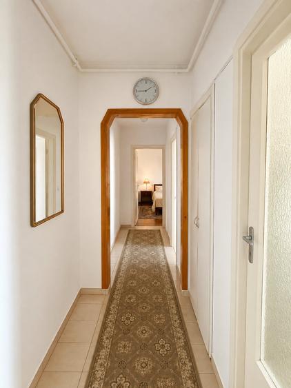 Apartament cu 3 camere decomandat în Dacia