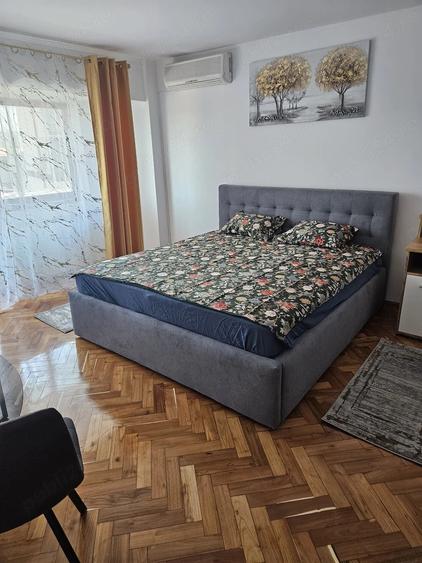 Garsonieră decomandată în P-ța Alba Iulia
