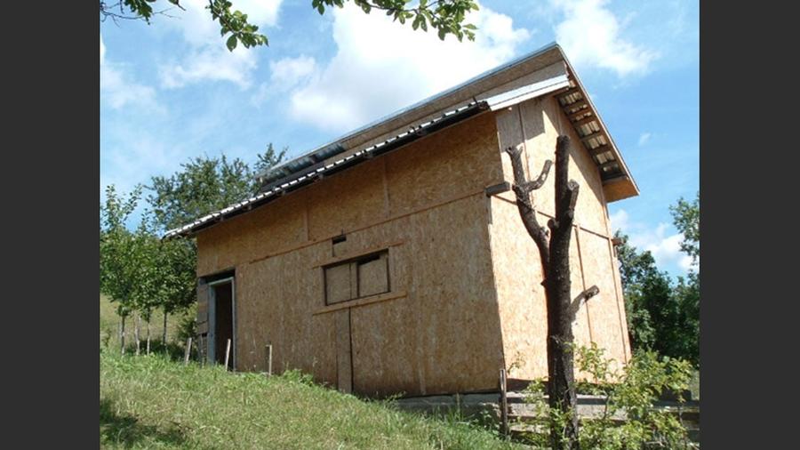 Casă cu 3 camere cu Canalizare în Drajna de Jos