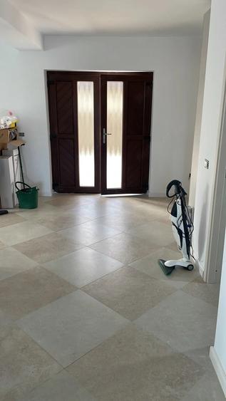 Spațiu comercial, de 120 mp, în 1 Mai