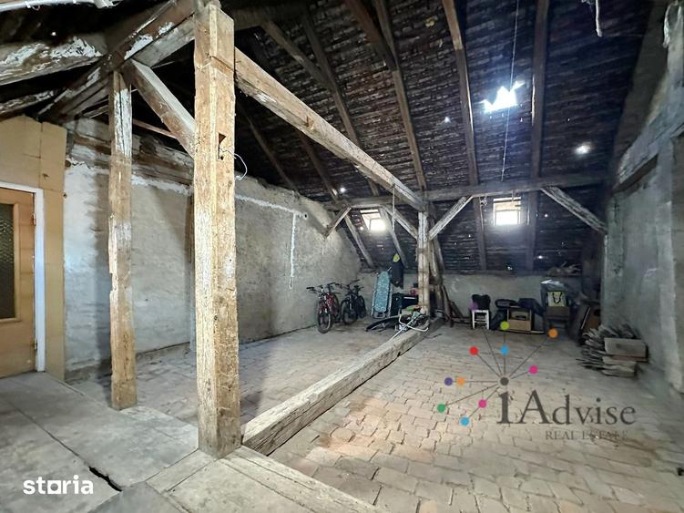 Apartament cu 6 camere în Centrul Istoric