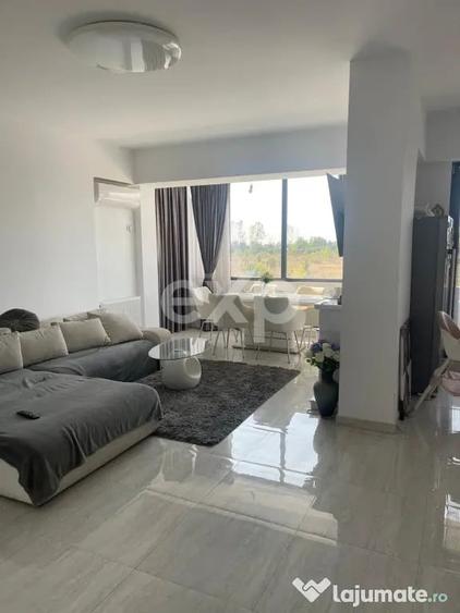 Apartament cu 3 camere semidecomandat în Central