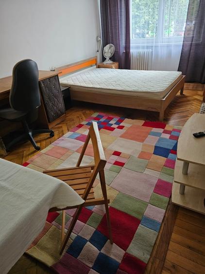Garsonieră decomandată, mobilată în Teiul Doamnei