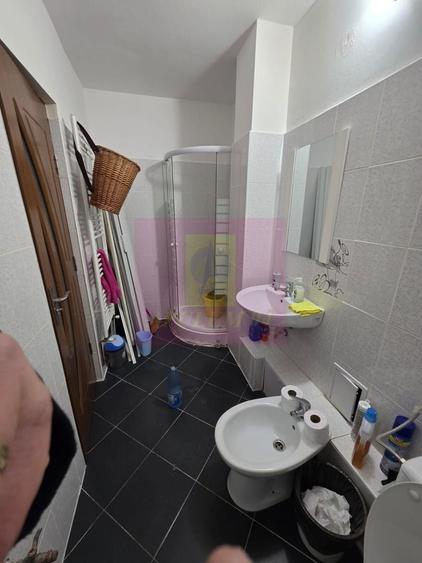 Apartament cu 2 camere decomandat în Gării