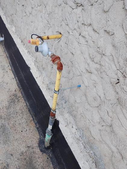 Casă cu 4 camere cu Teren 1600 Mp în Central