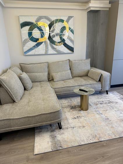 Apartament cu 2 camere semidecomandat în Sopor