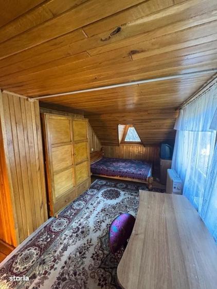 Casă cu 4 camere în Valea Neagră