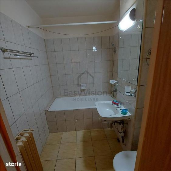 Apartament cu 3 camere, mobilat în Pantelimon