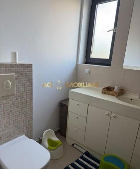 Apartament cu 3 camere decomandat, mobilat în Băneasa