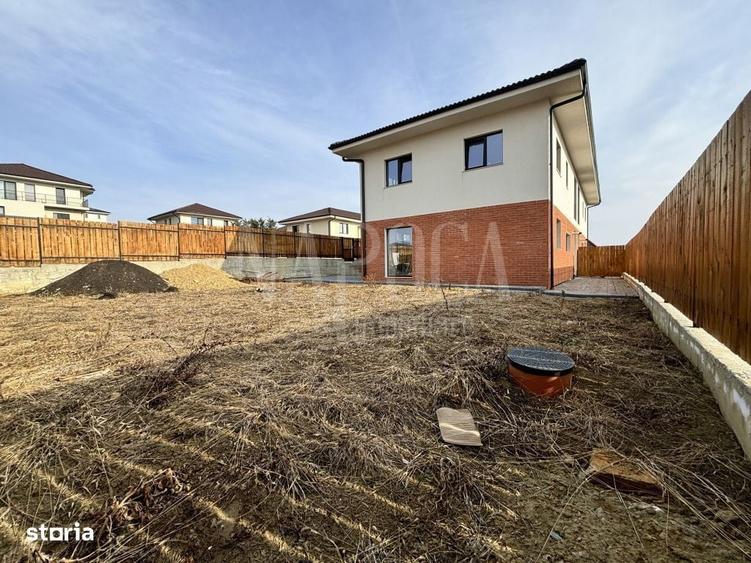 Casă cu 4 camere în Luna