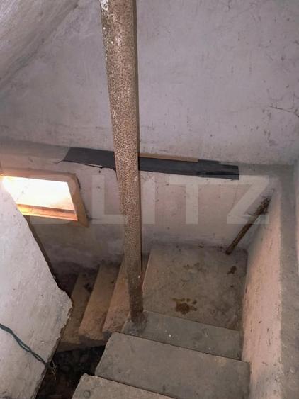 Casă individuală cu 3 camere cu Canalizare în Nord-Vest