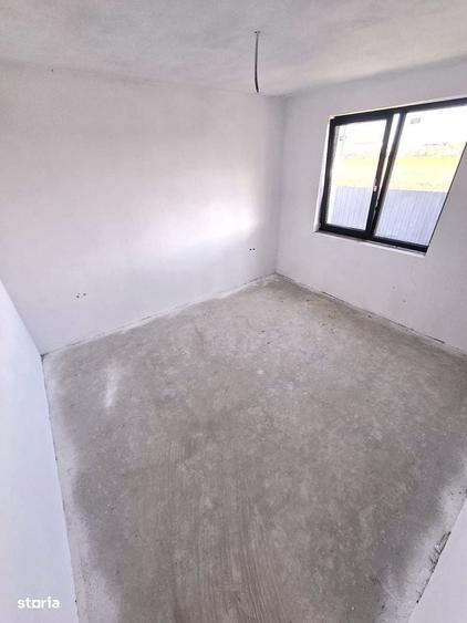Casă cu 4 camere cu Teren 465 Mp în Odoreu