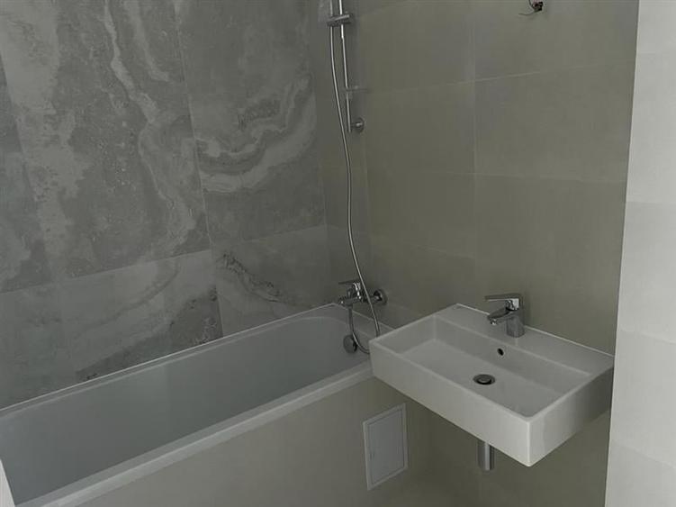 Apartament cu 2 camere decomandat în Rahova