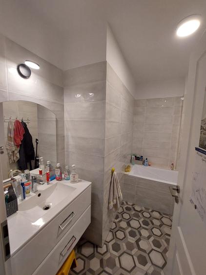 Apartament cu 2 camere în Florești