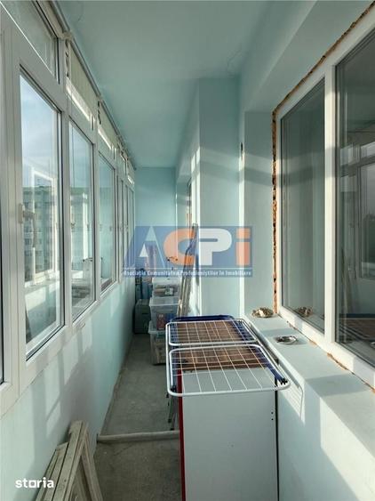 Apartament cu 2 camere decomandat în Timpuri Noi