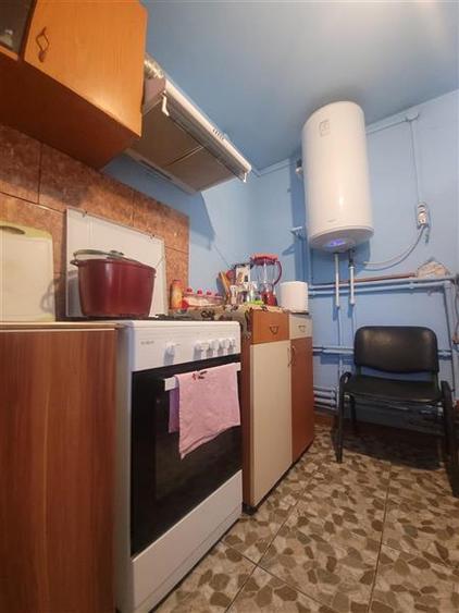 Casă individuală cu 3 camere cu Garaj în Central