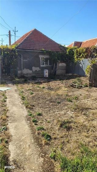 Casă cu 2 camere cu Teren 1597 Mp în Husasău de Tinca