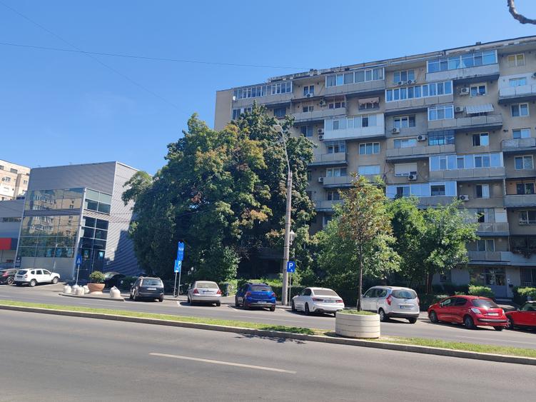 Apartament cu 2 camere semidecomandat în Brâncoveanu