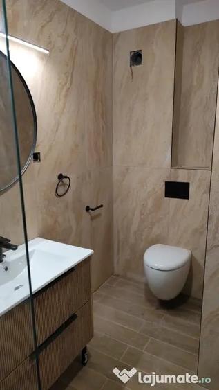Apartament cu 2 camere semidecomandat în Florești