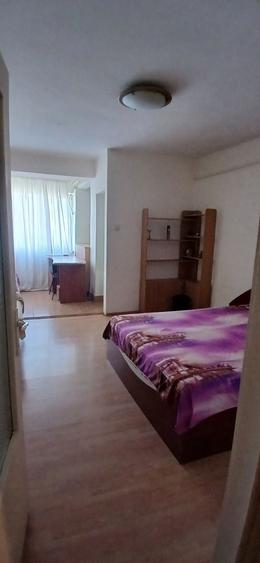 Apartament cu 2 camere decomandat în Mazepa 1