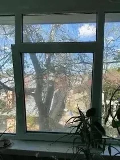 Apartament cu 3 camere decomandat în Buzaului