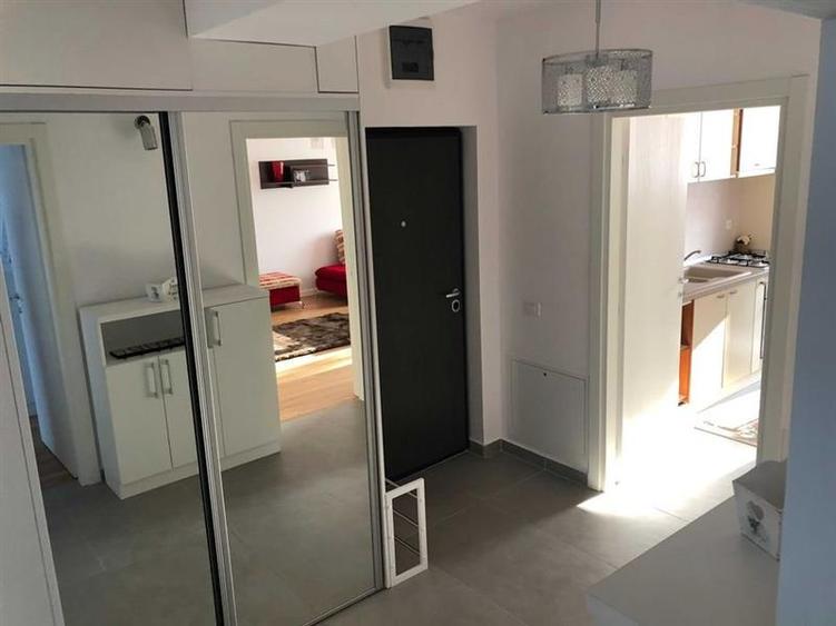 Apartament cu 2 camere decomandat în Băneasa