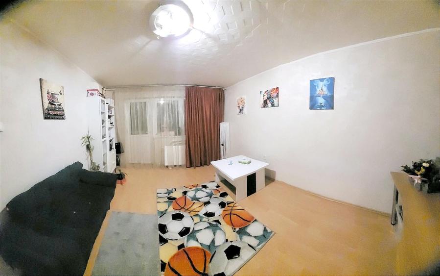 Apartament cu 3 camere decomandat în Tomis Nord