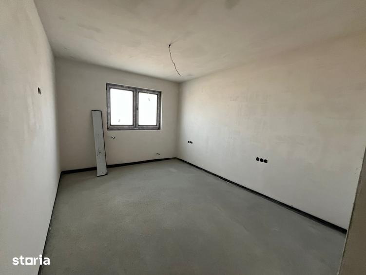 Casă cu 5 camere cu Teren 300 Mp în Șura Mică